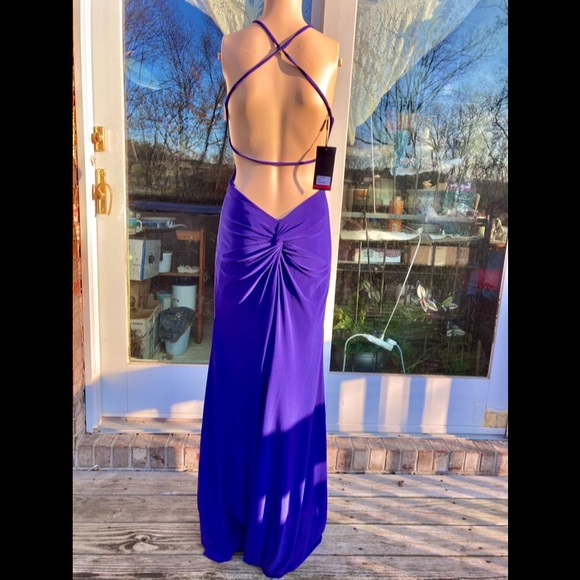 La Femme Purple Halter Neck Glam Formal Prom Dress - Picture 5 of 11